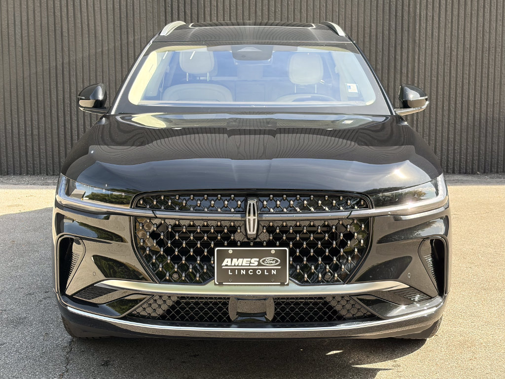 New 2026 Lincoln Nautilus Black Label AWD/4WD image 3