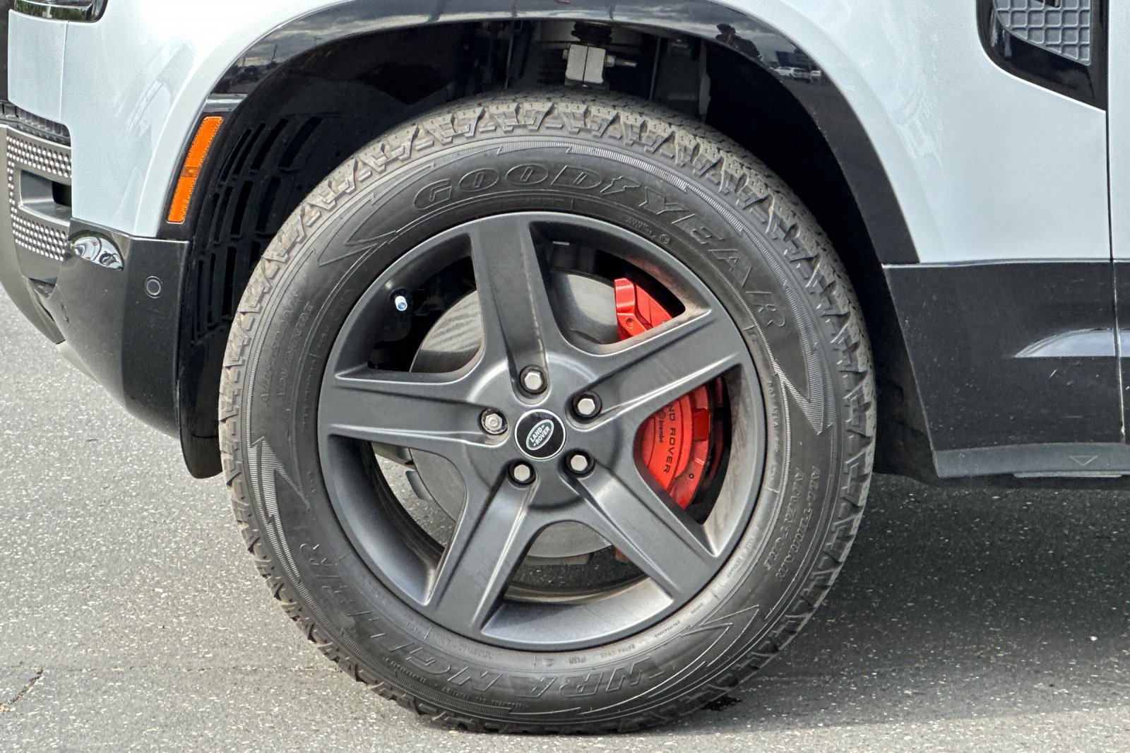 Used 2022 Land Rover Defender 110 X image 26