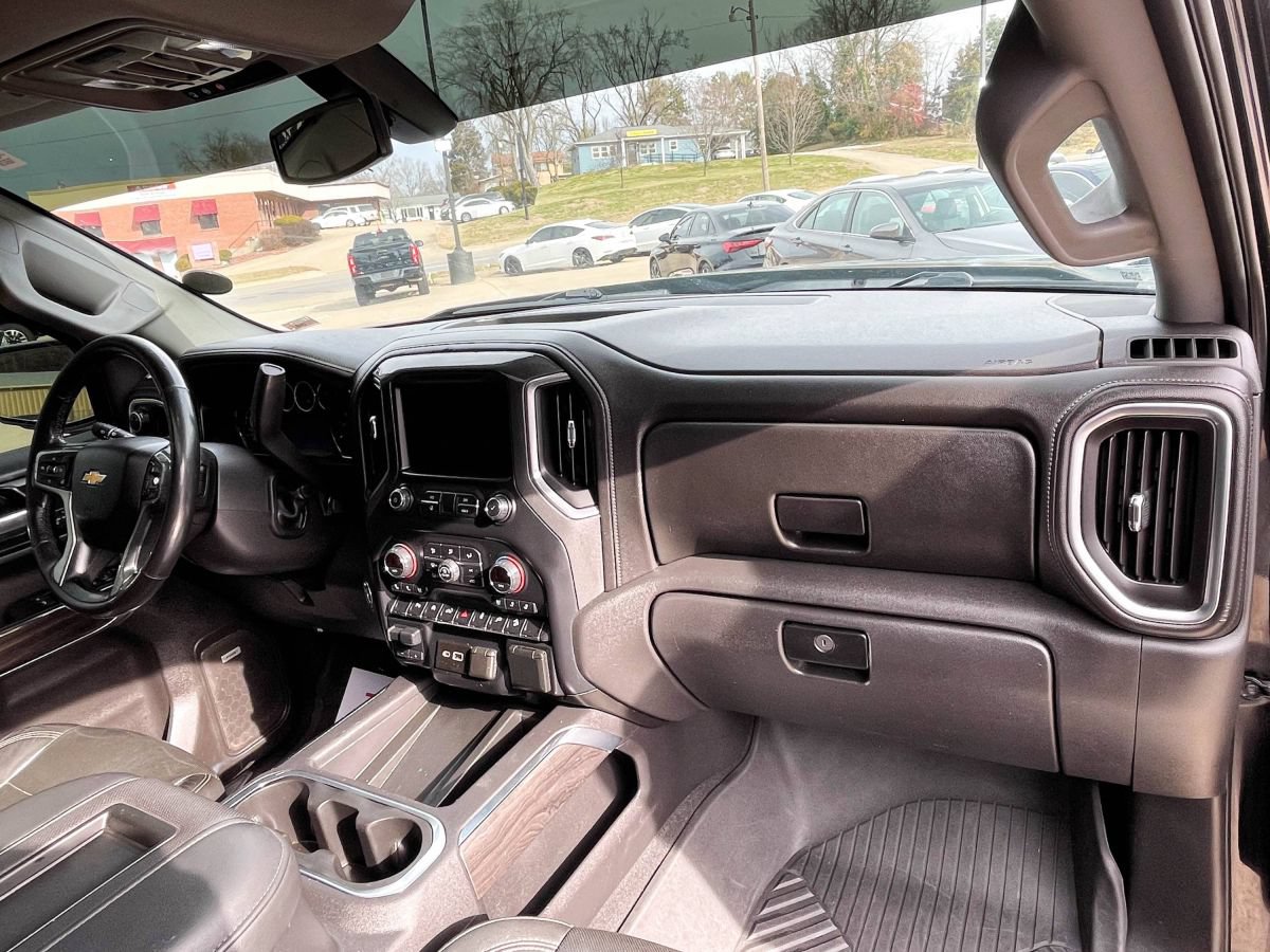 Used 2019 Chevrolet Silverado 1500 LTZ w/ LTZ Plus Package AWD/4WD image 10