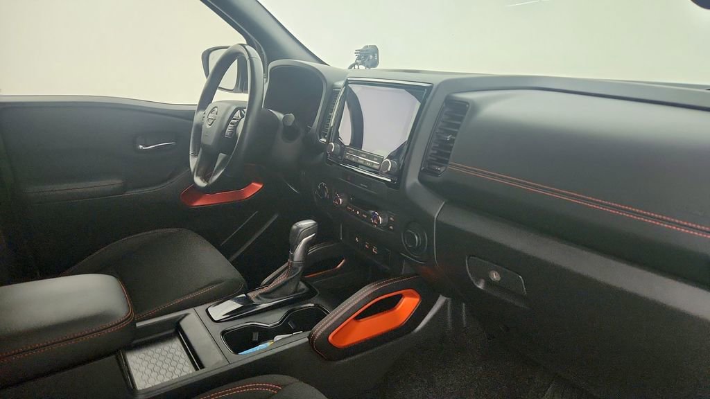 Used 2023 Nissan Frontier PRO-4X w/ Technology Package image 23
