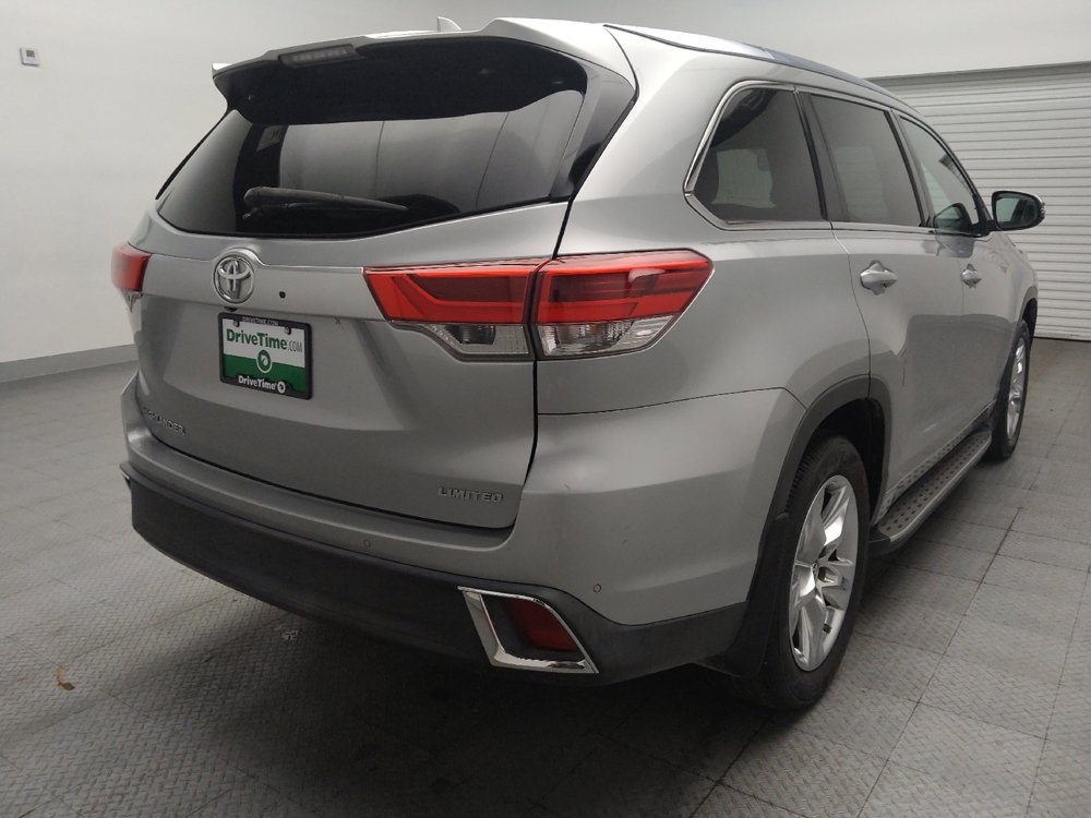 Used 2019 Toyota Highlander Limited FWD image 9