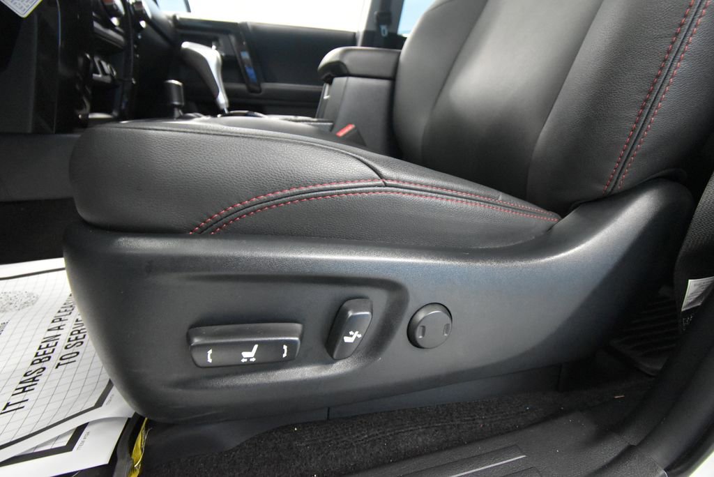 Used 2024 Toyota 4Runner TRD Off-Road Premium w/ Off Road Premium Plus Package image 6