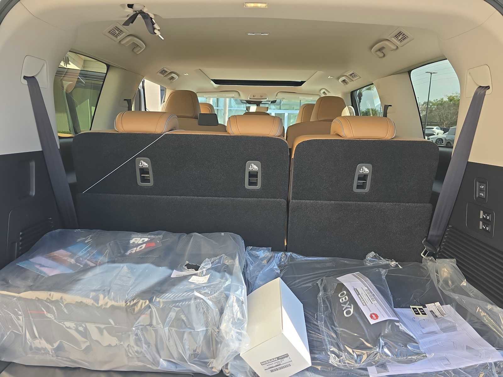 New 2026 INFINITI QX80 Luxe w/ Cargo Package image 26