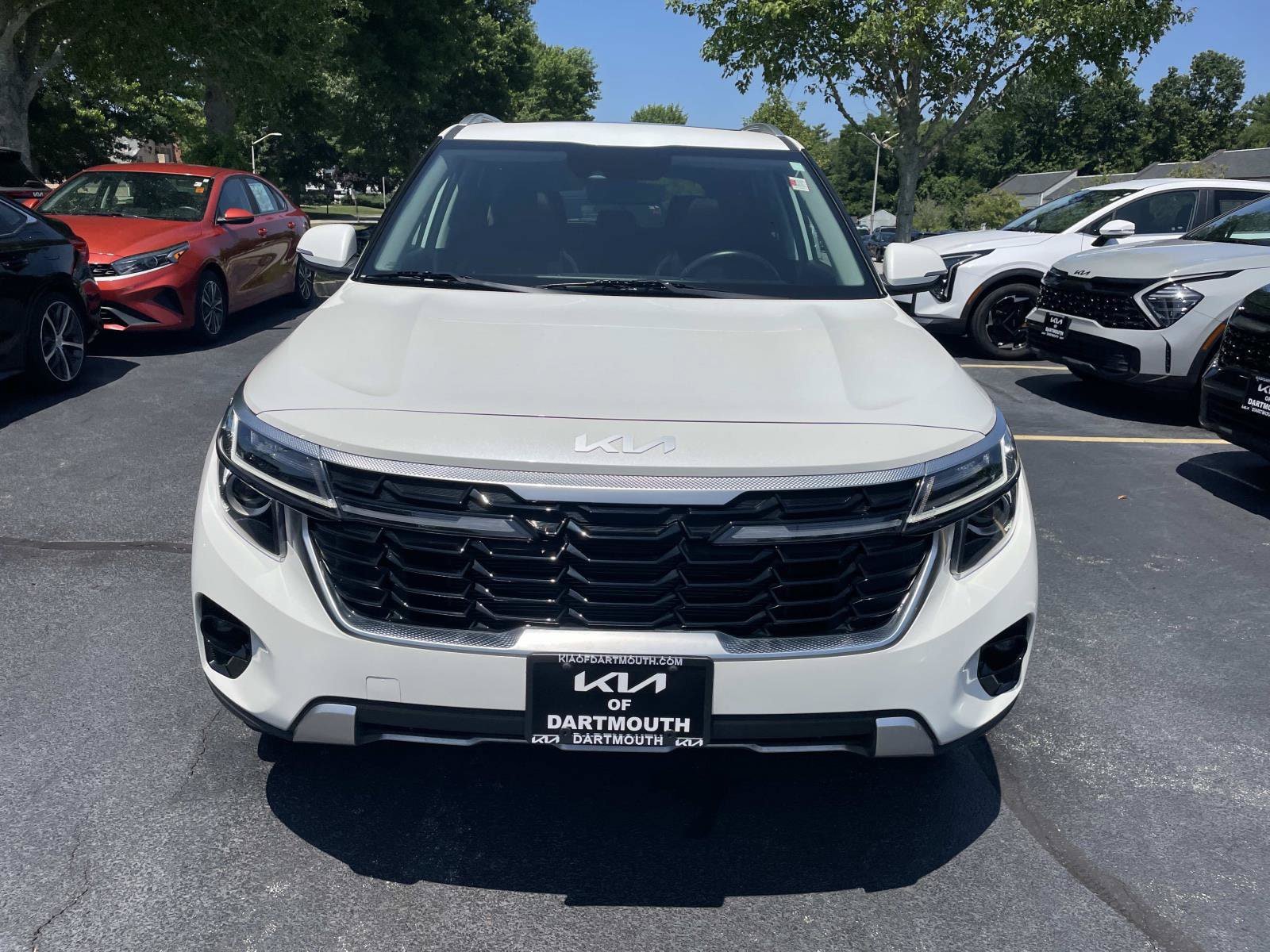 Used 2025 Kia Seltos EX w/ EX Sunroof Package AWD/4WD image 12