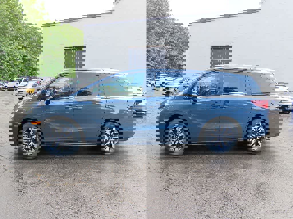 New 2026 Honda Odyssey EX-L image 3