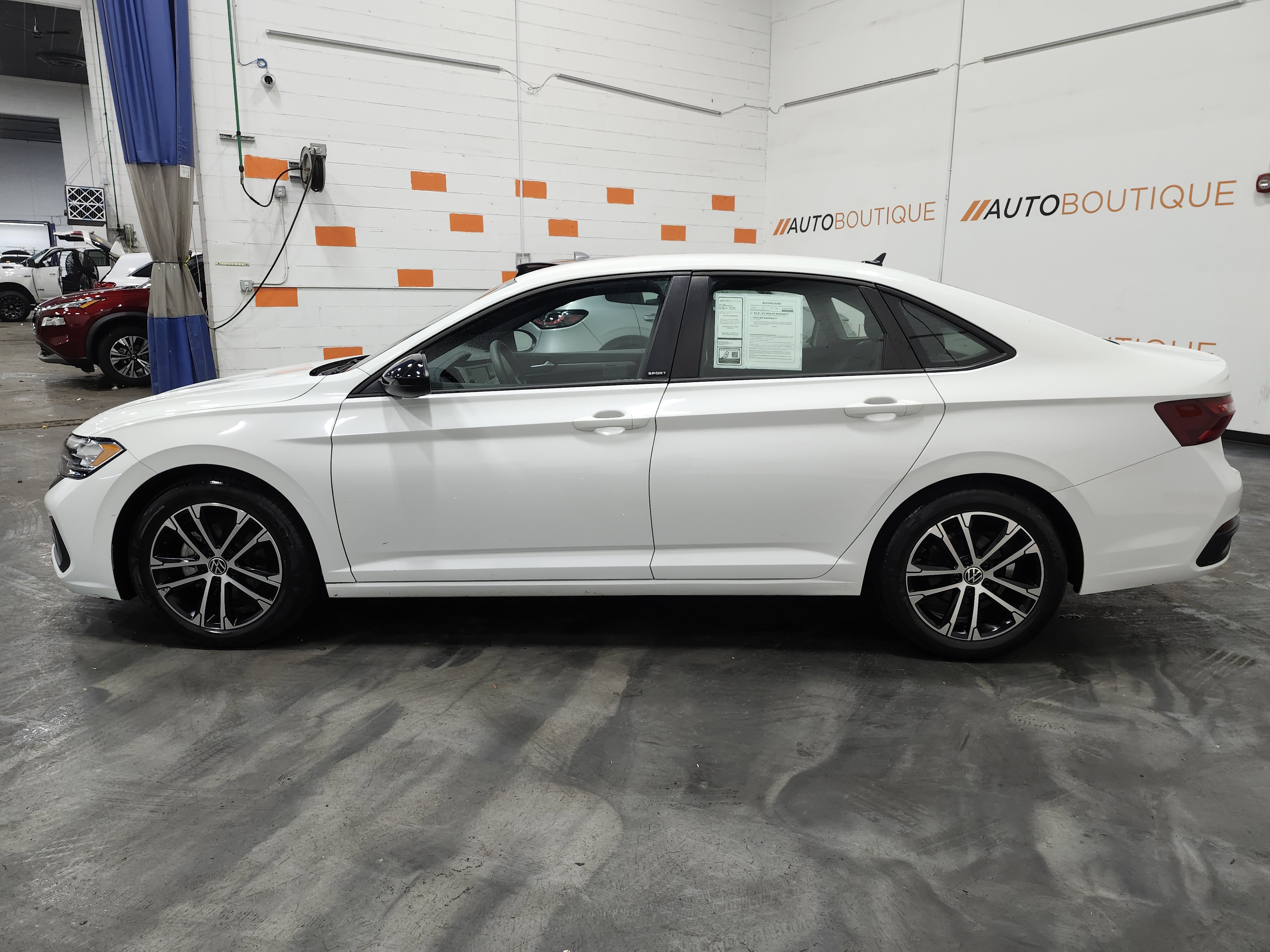 Used 2023 Volkswagen Jetta Sport image 12