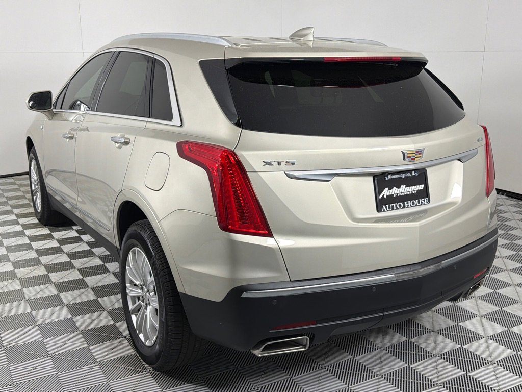Used 2017 Cadillac XT5 FWD image 7
