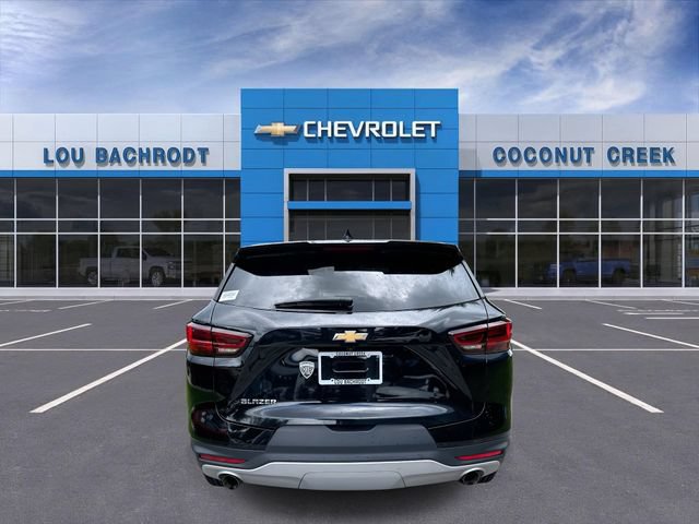 Used 2025 Chevrolet Blazer LT FWD image 7