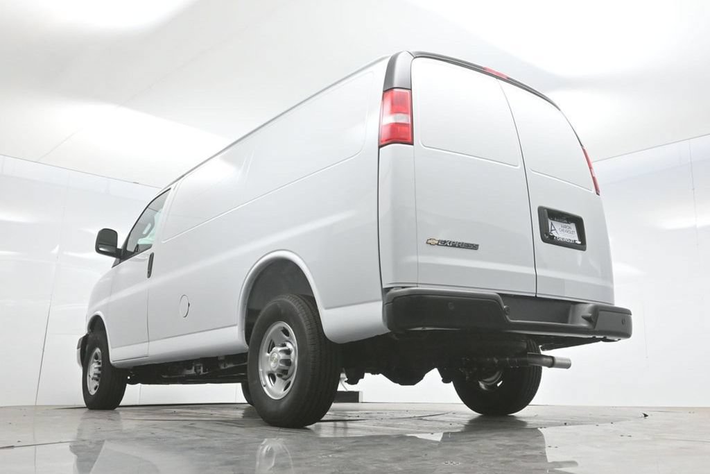 New 2026 Chevrolet Express 2500 w/ Driver Convenience Package RWD image 65