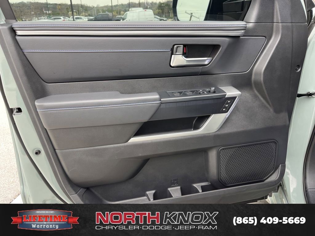 Used 2025 Toyota Tundra Platinum image 5