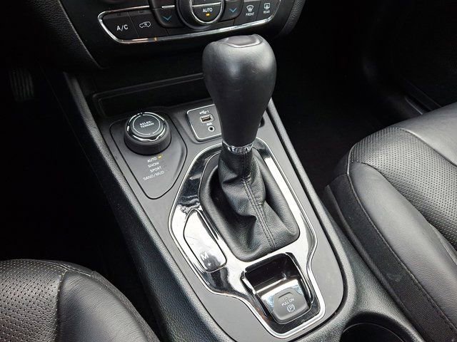 Certified 2020 Jeep Cherokee Limited image 18