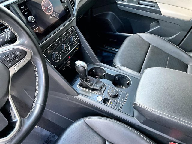 Used 2021 Volkswagen Atlas SE image 15