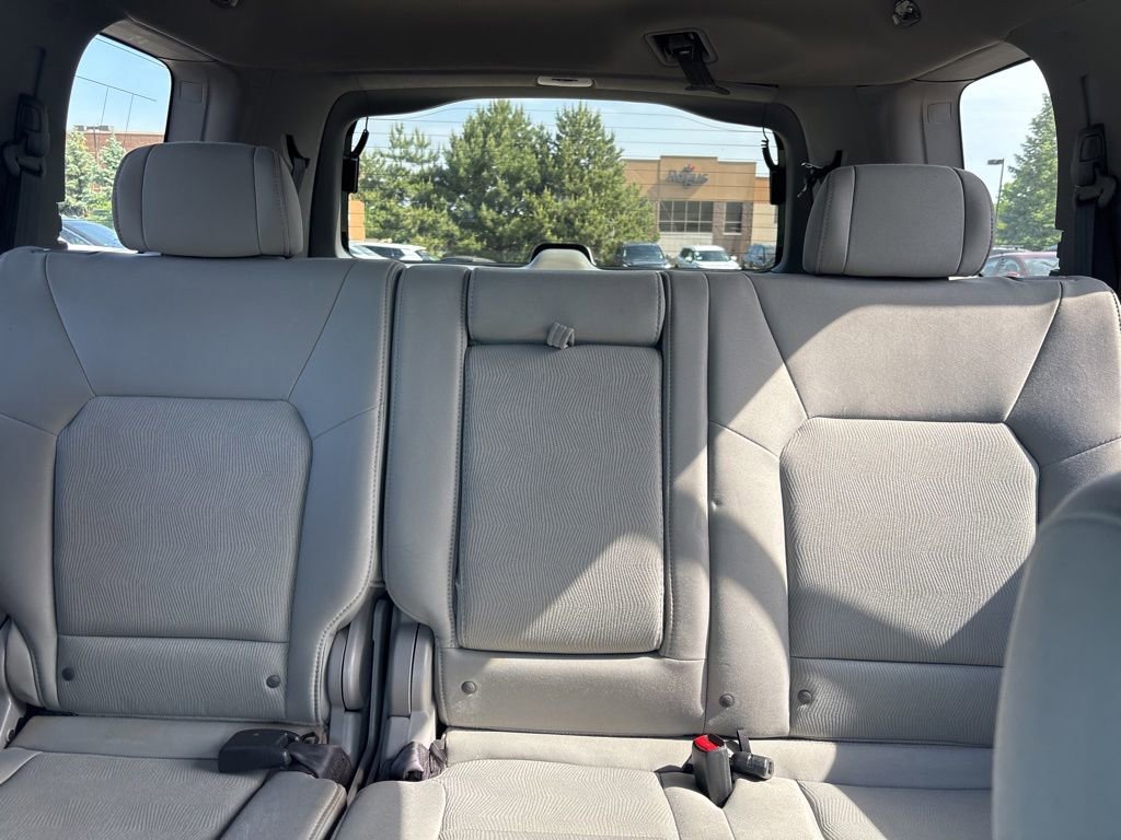 Used 2011 Honda Pilot LX image 25