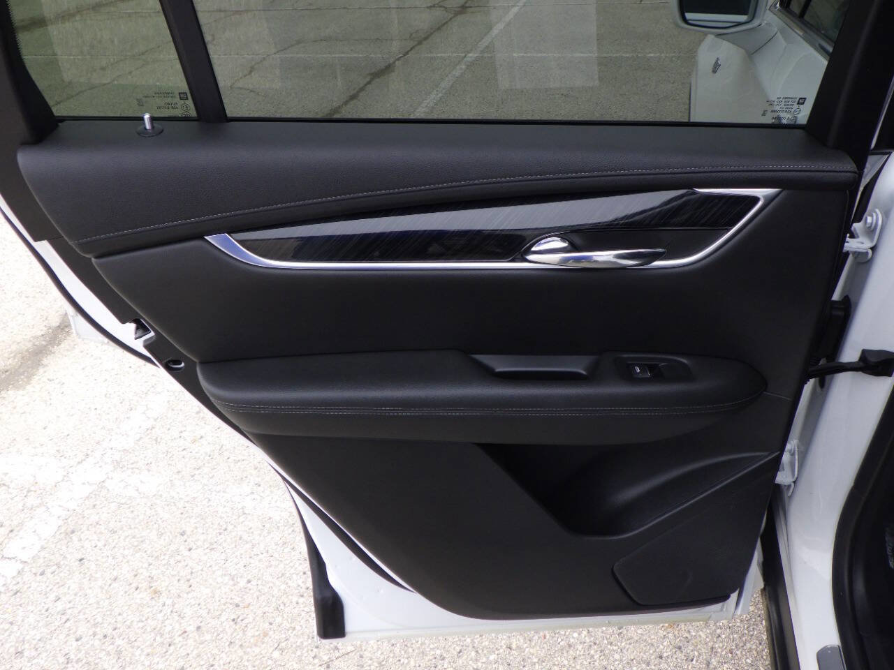 Used 2020 Cadillac XT6 Premium Luxury AWD/4WD image 12