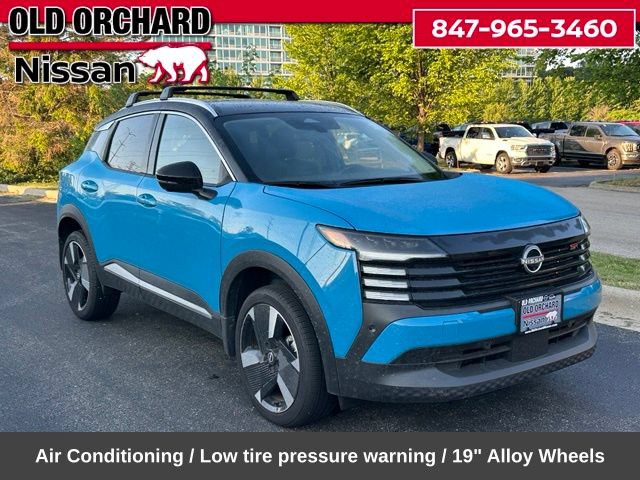 Used 2025 Nissan Kicks SR FWD image 4