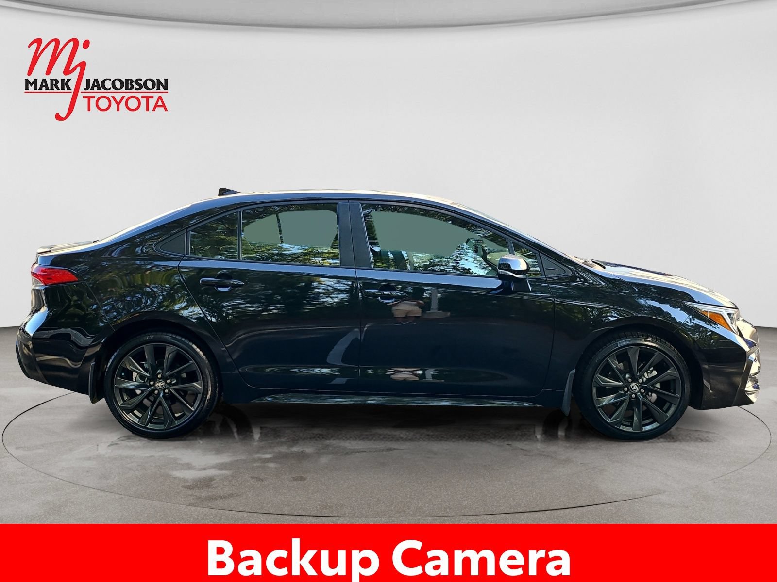 Used 2025 Toyota Corolla SE FWD image 7