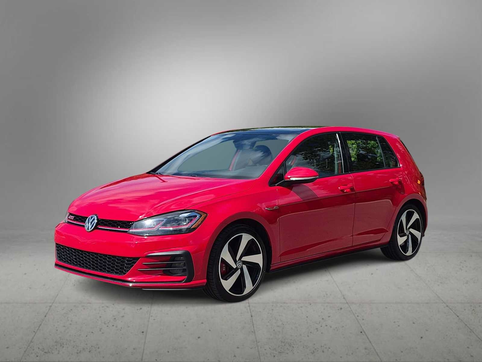 Used 2019 Volkswagen GTI SE FWD image 4