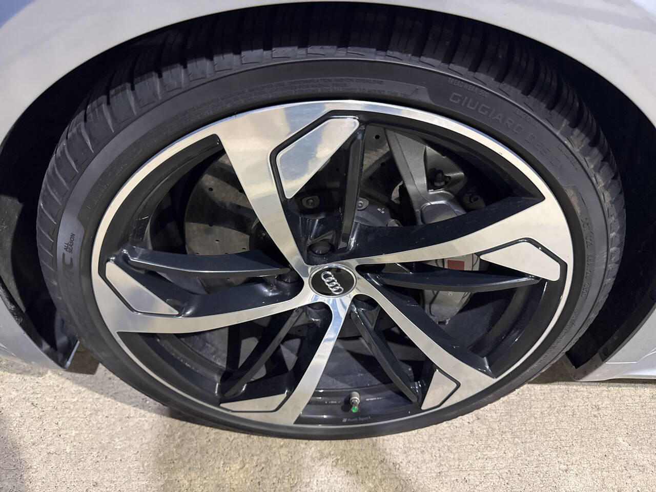 Used 2018 Audi RS 5 w/ Dynamic Plus Package AWD/4WD image 5