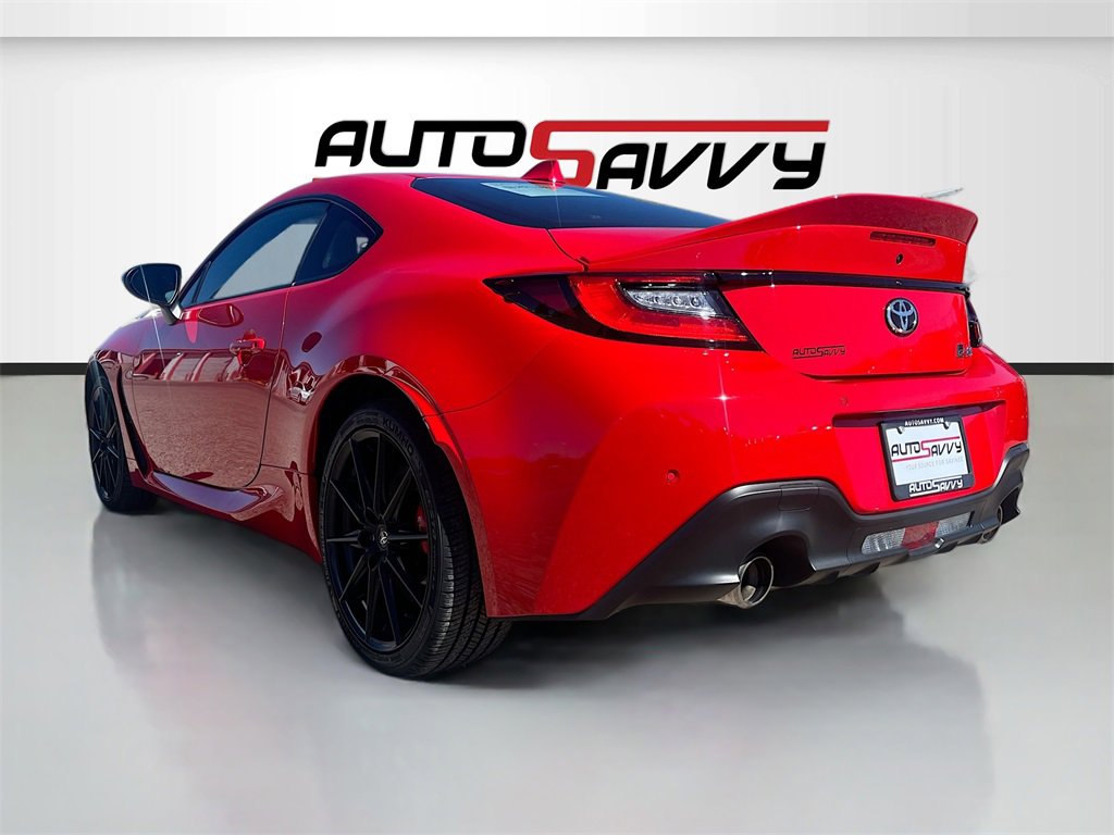 Used 2025 Toyota GR86 Premium image 5