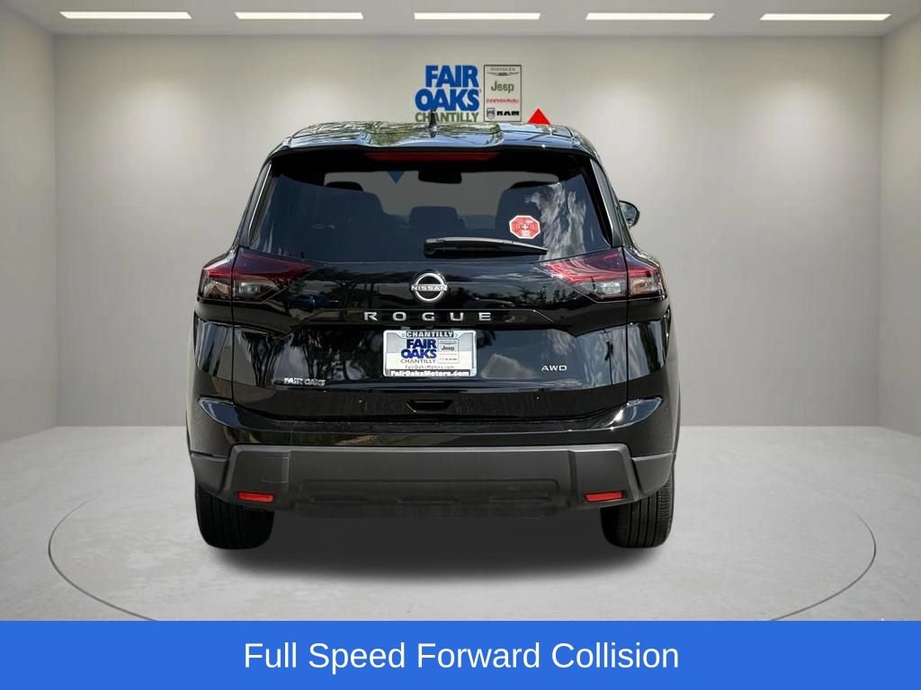 Used 2026 Nissan Rogue SV AWD/4WD image 8