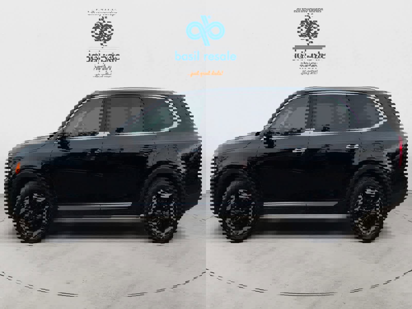 Used 2025 Kia Telluride S image 3