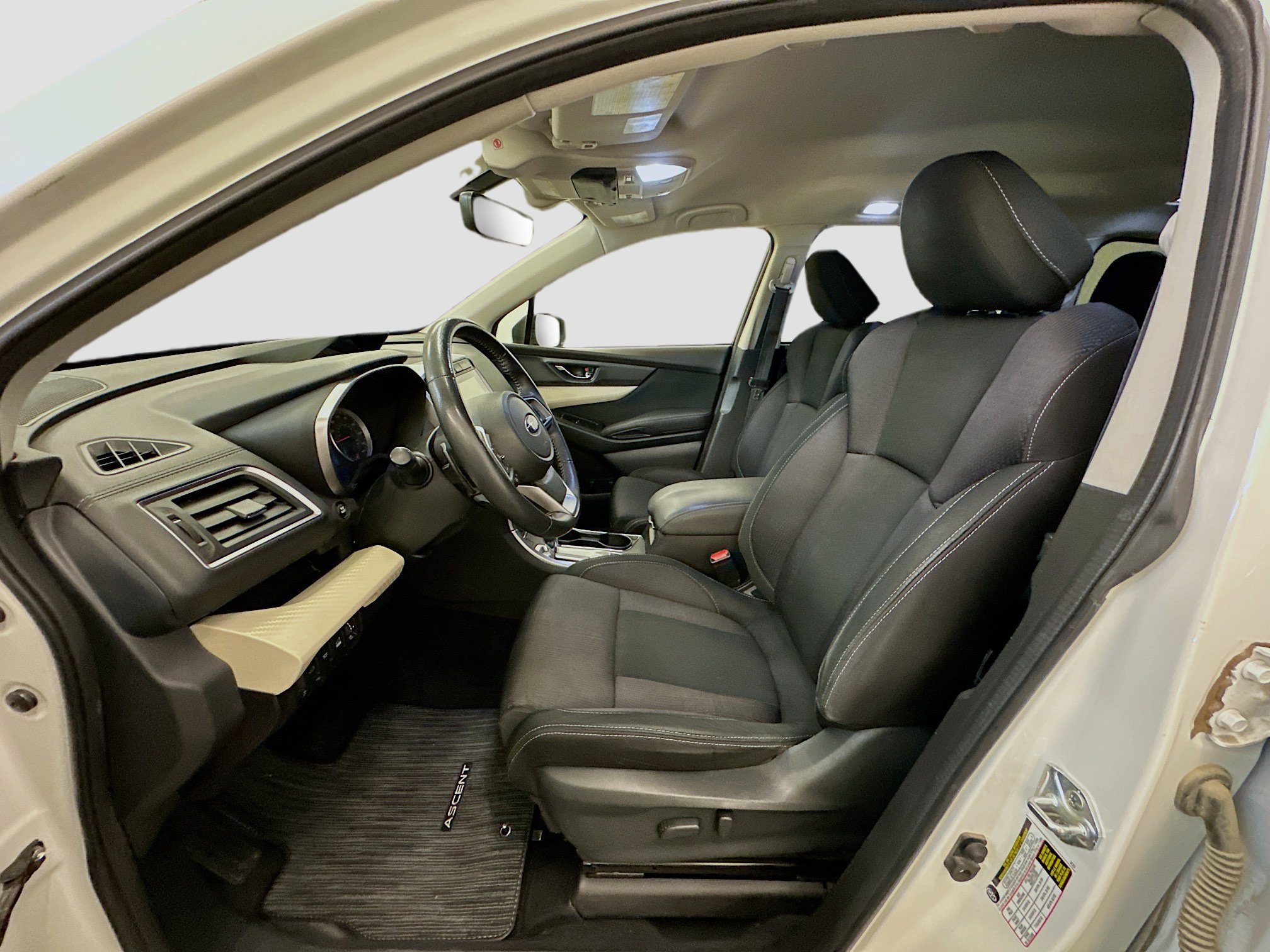 Used 2021 Subaru Ascent Premium w/ Convenience Package image 13