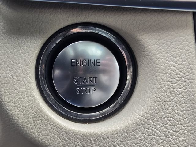 Used 2016 Mercedes-Benz E 350 4MATIC Sedan w/ Premium Package image 25