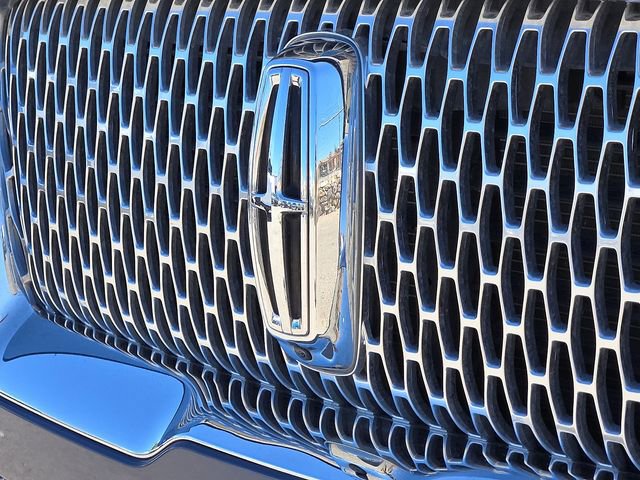 Used 2022 Lincoln Navigator L Reserve image 7