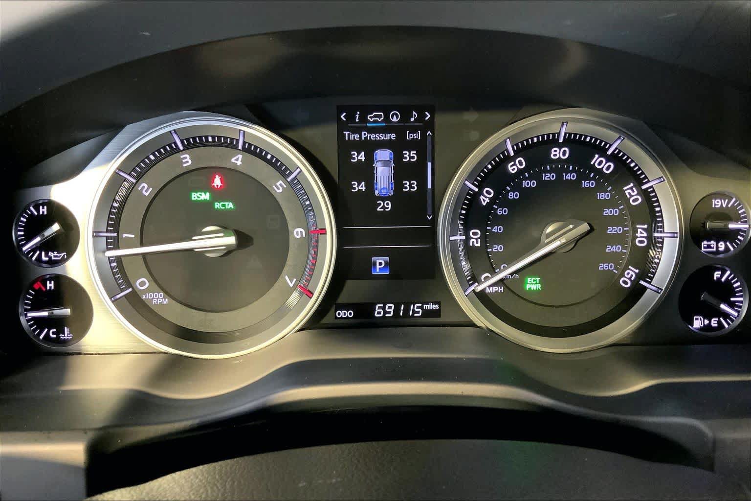 Used 2019 Toyota Land Cruiser AWD/4WD image 26