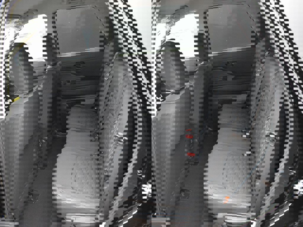 New 2025 Nissan Pathfinder S image 12