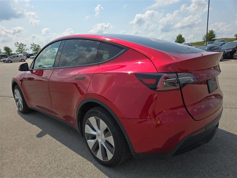 Used 2024 Tesla Model Y Long Range image 2