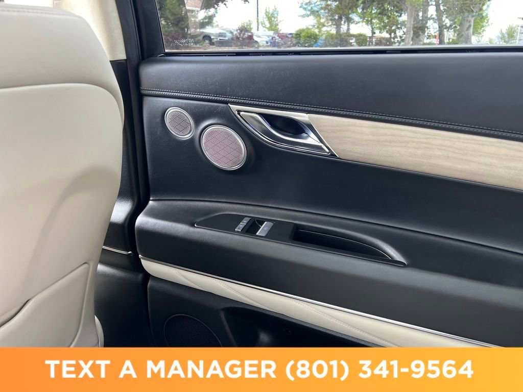 Used 2024 Genesis GV80 3.5T AWD/4WD image 30