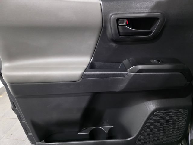 Used 2023 Toyota Tacoma SR AWD/4WD image 11