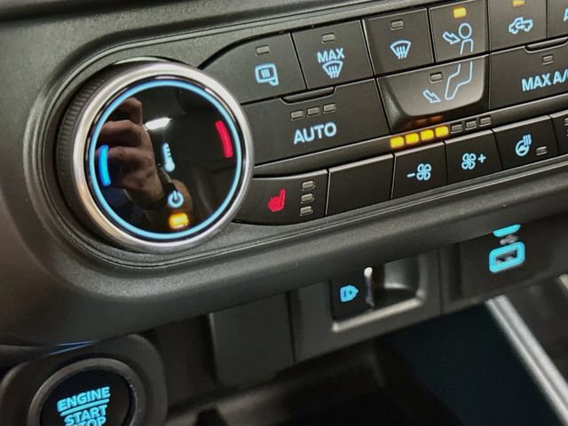 Used 2024 Ford Maverick Lariat w/ Black Appearance Package FWD image 20