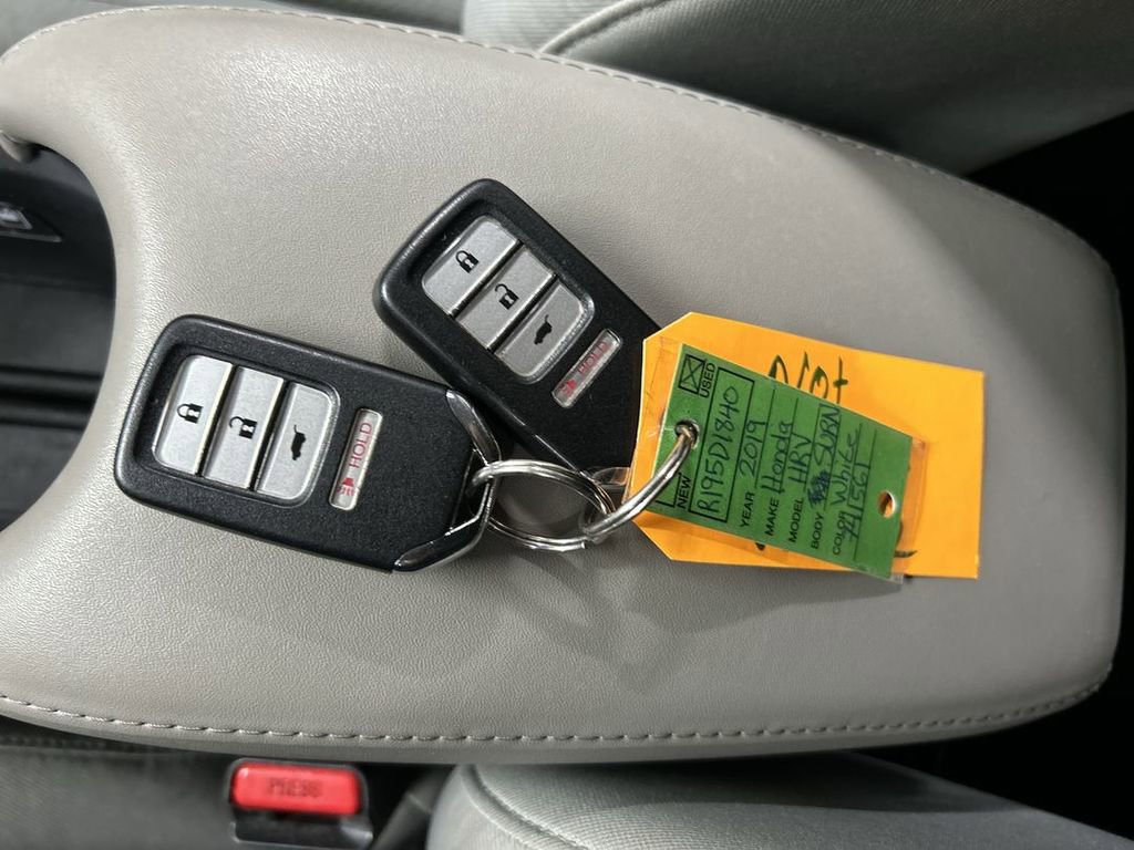 Used 2019 Honda HR-V EX image 12