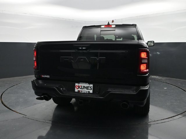 New 2026 RAM 1500 Express AWD/4WD image 8