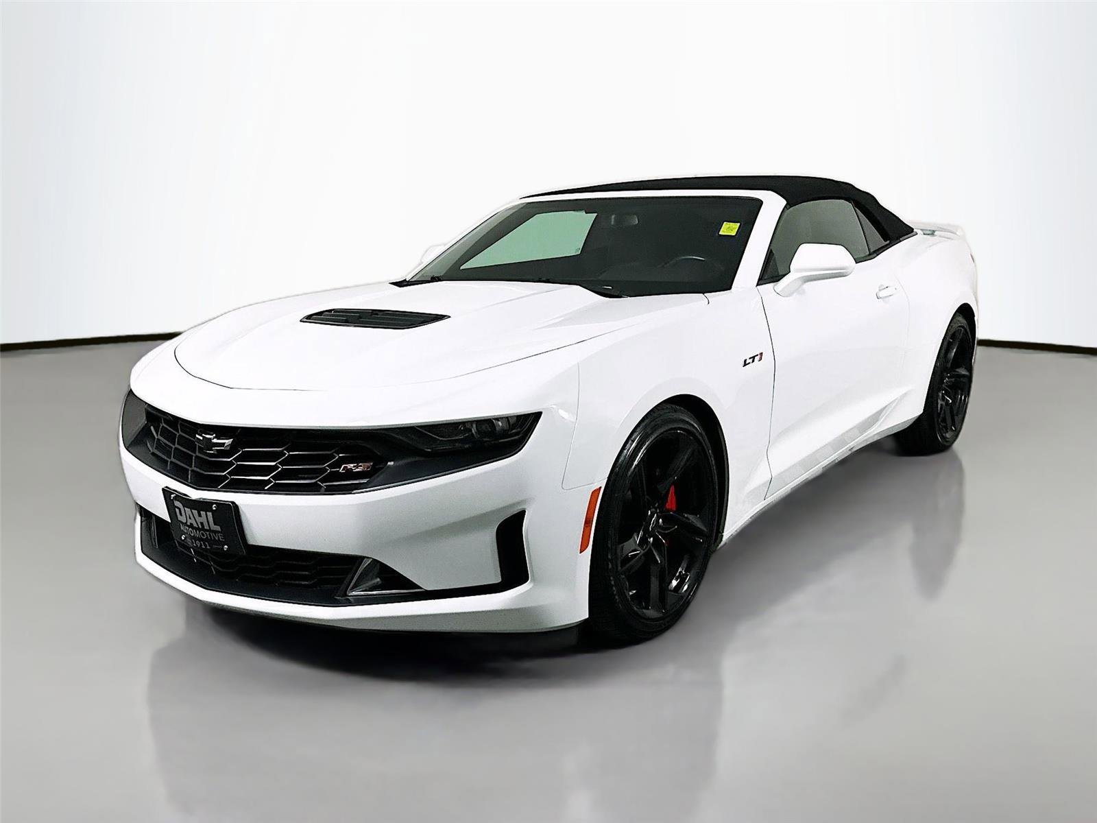 Used 2023 Chevrolet Camaro LT w/ RS Package RWD image 4