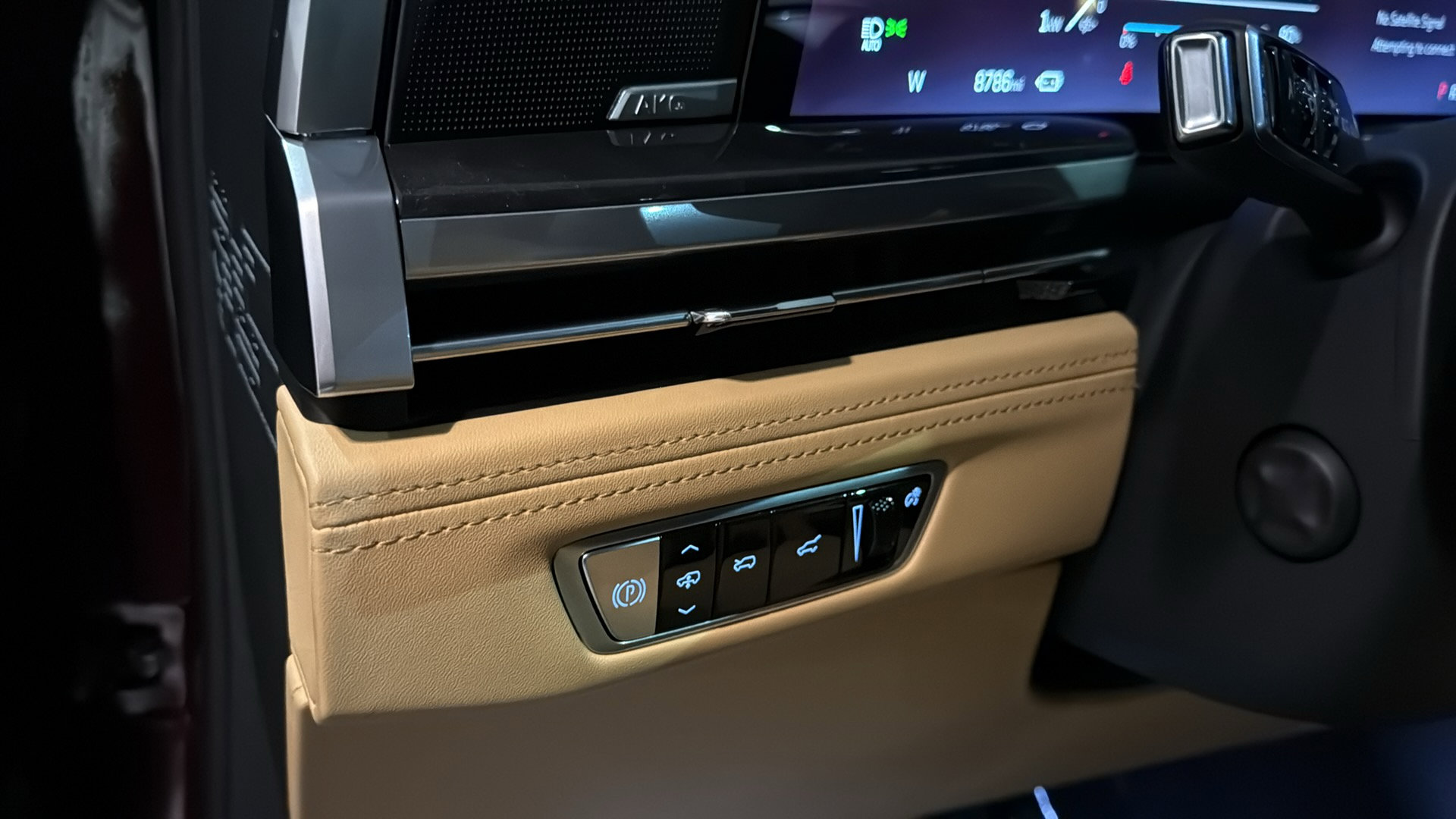 Certified 2026 Cadillac Escalade IQ Sport 2 w/ LPO, ONYX Package image 11