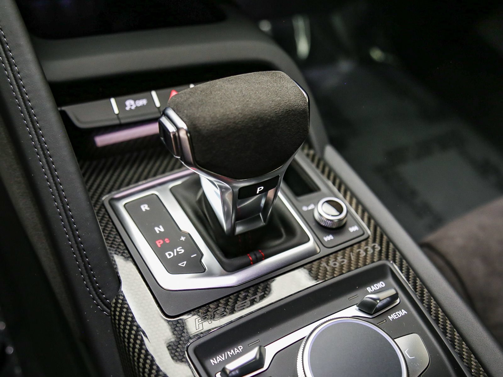 Used 2023 Audi R8 V10 GT RWD image 40
