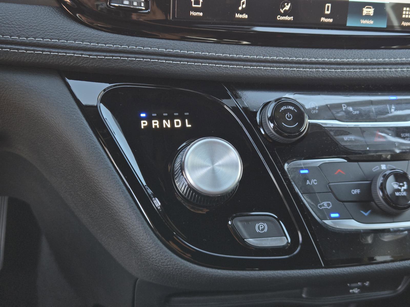 New 2026 Chrysler Pacifica Select w/ S Appearance Package image 14