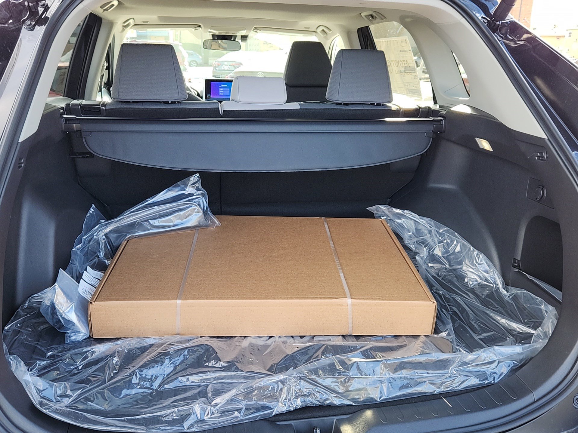 New 2025 Toyota RAV4 XLE image 29