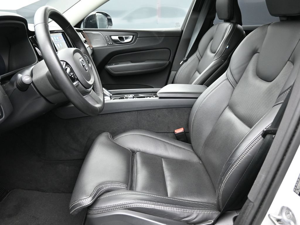 Used 2024 Volvo XC60 T8 Ultimate w/ Climate Package AWD/4WD image 14