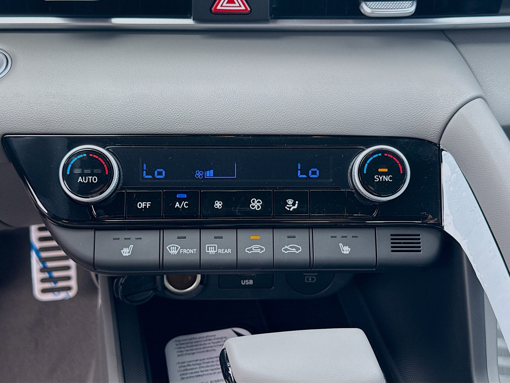 New 2026 Hyundai Elantra SEL Sport Premium FWD image 12