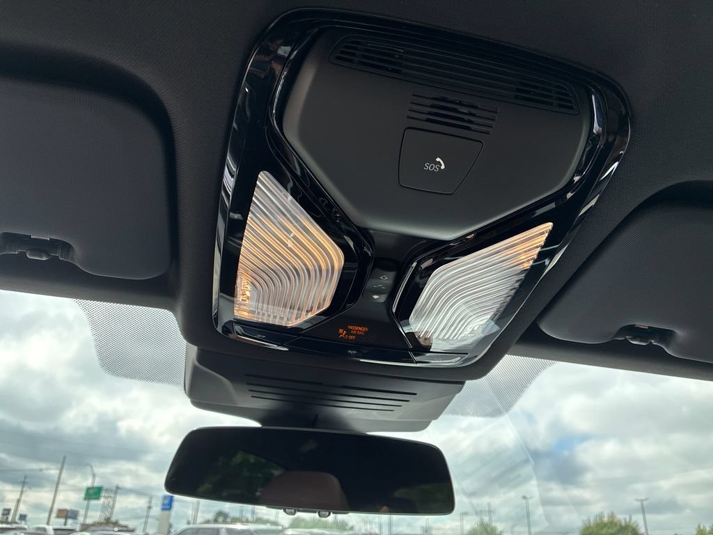 New 2027 BMW X6 M60i AWD/4WD image 16