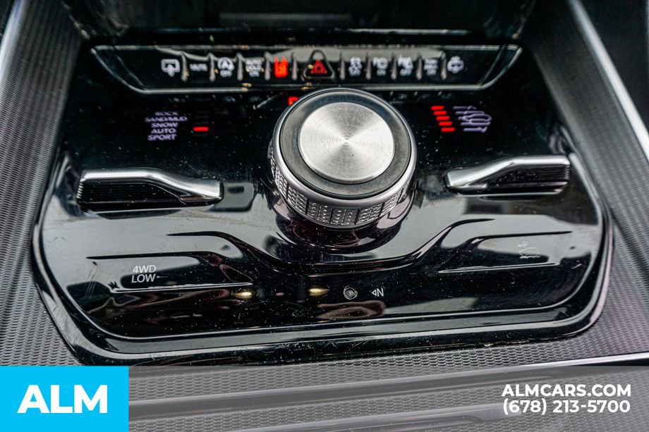 Used 2024 Jeep Grand Wagoneer L Series II w/ Quick Order Packagew 28T image 51