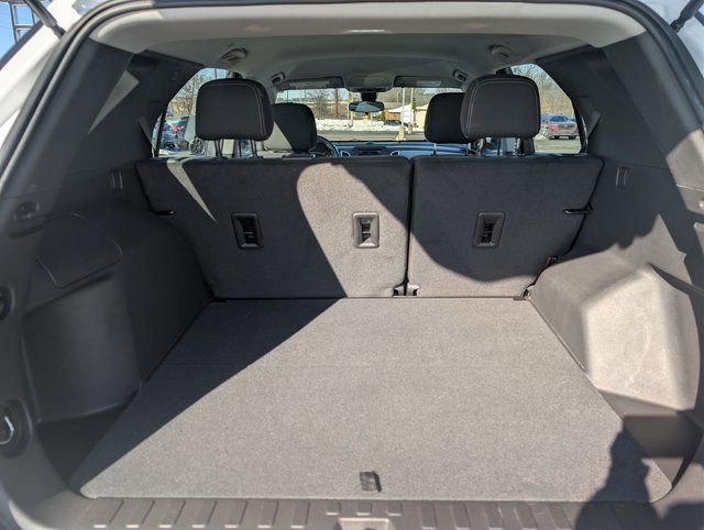 Used 2024 Chevrolet Equinox LS image 19