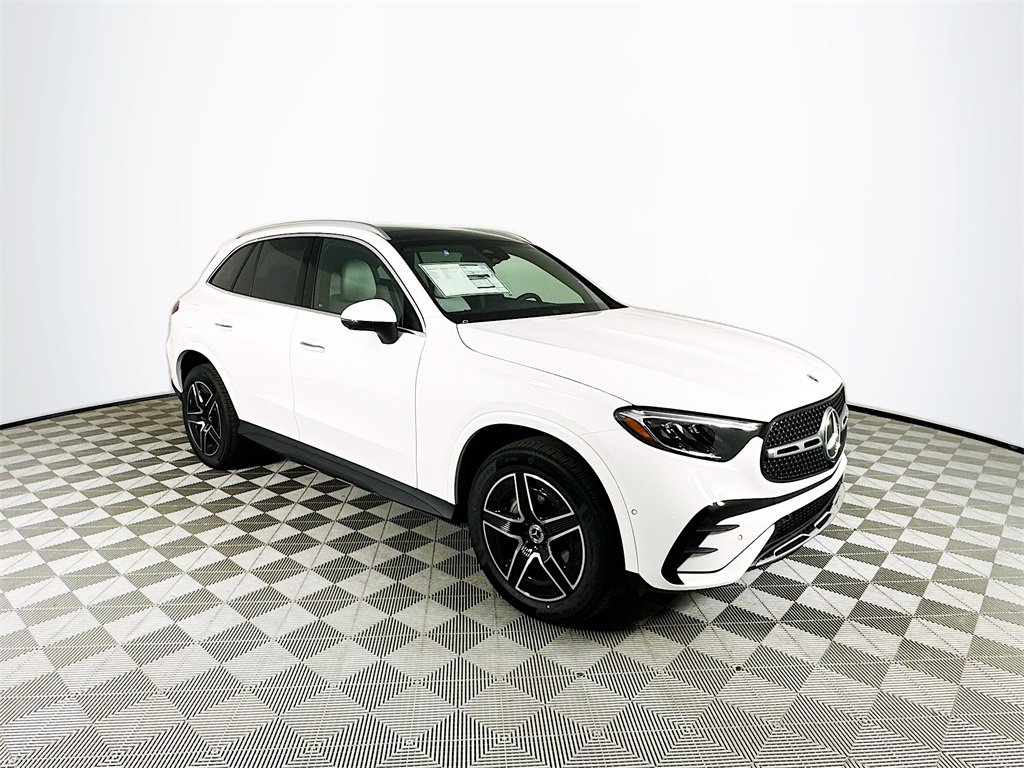 New 2025 Mercedes-Benz GLC 300