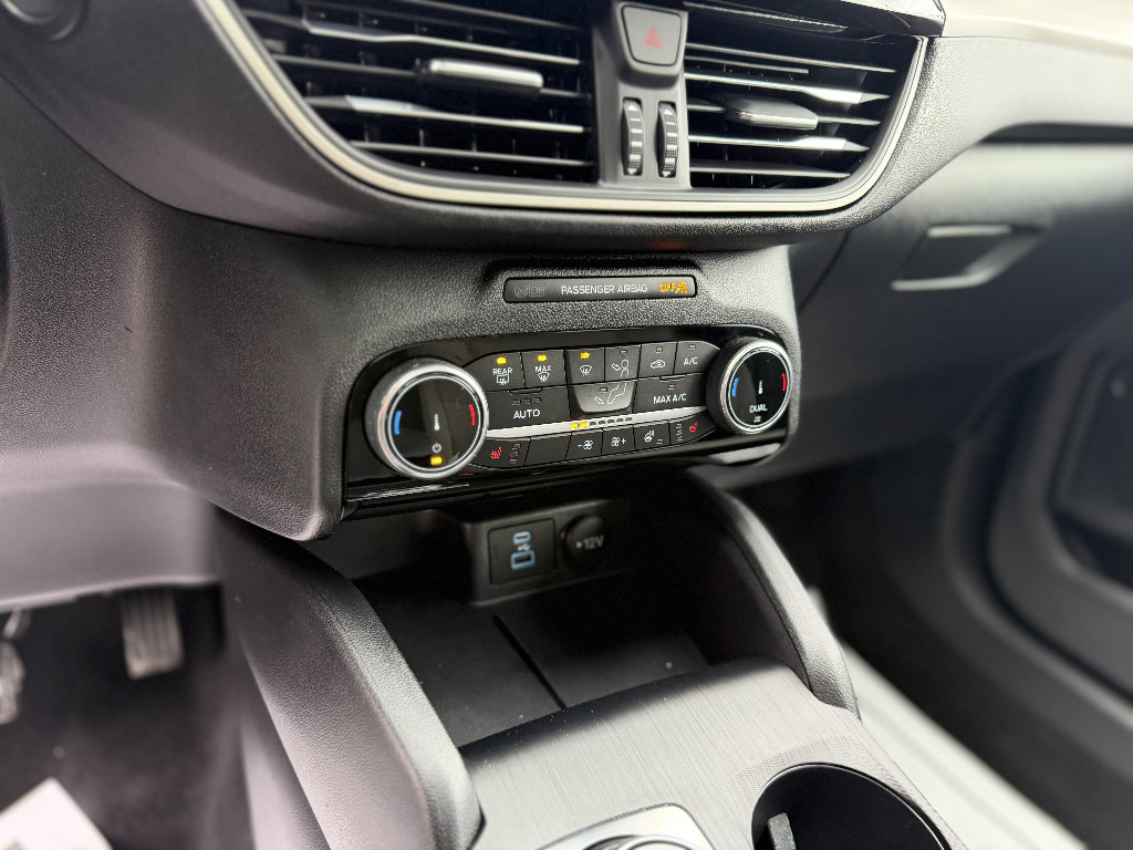 Certified 2022 Ford Escape SE w/ Convenience Package image 16