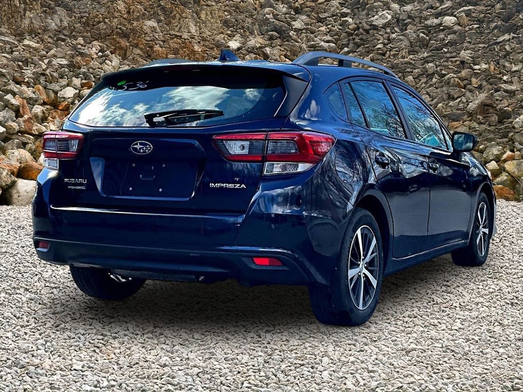 Used 2021 Subaru Impreza Premium AWD/4WD image 2