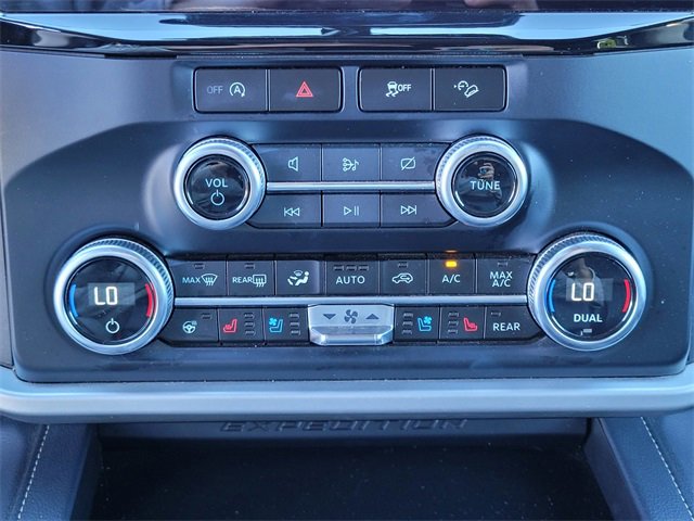 Certified 2024 Ford Expedition Max XLT image 25
